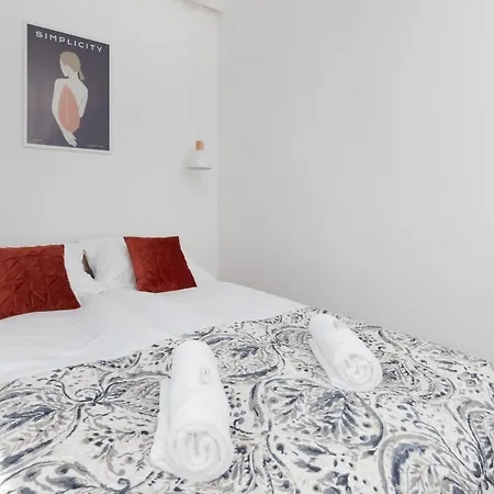 Park De Gaulle Wrzeszcz By Renters * Gdansk