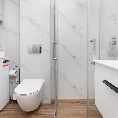 Apartment Park De Gaulle Wrzeszcz By Renters
