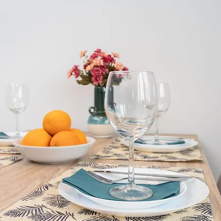 Park De Gaulle Wrzeszcz By Renters Apartment