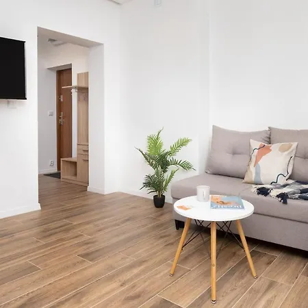 Park De Gaulle Wrzeszcz By Renters Apartamento